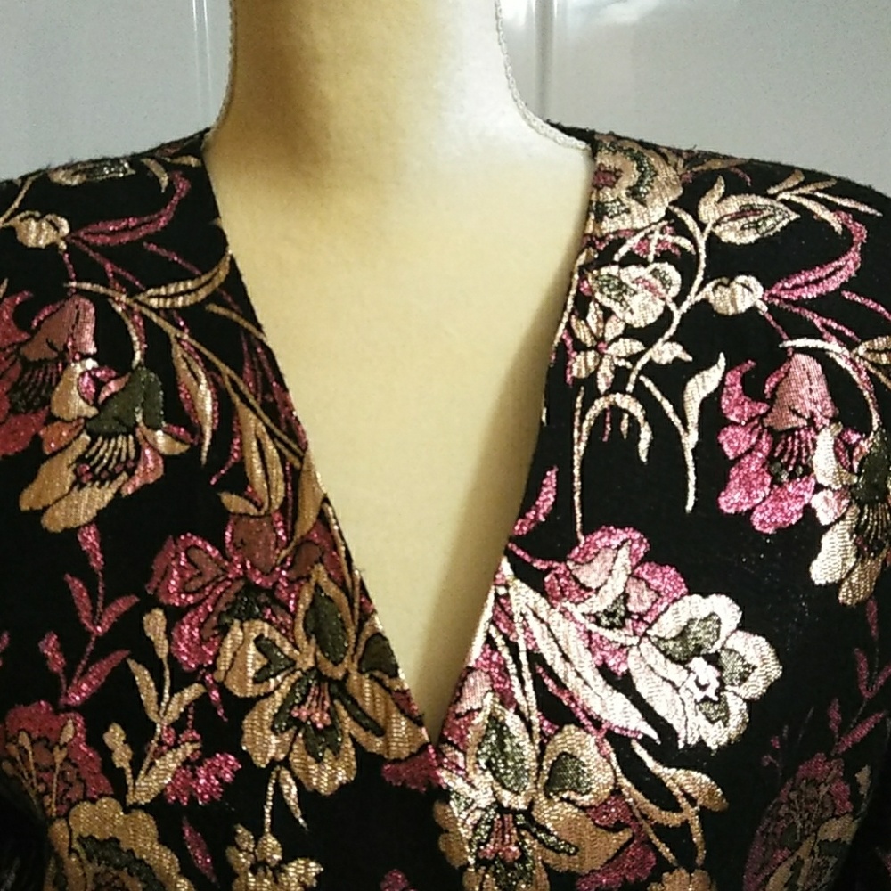 Vintage Ellen D Metallic Floral Jacket – Elegant Preowned, Size Medium - Picture 3 of 7